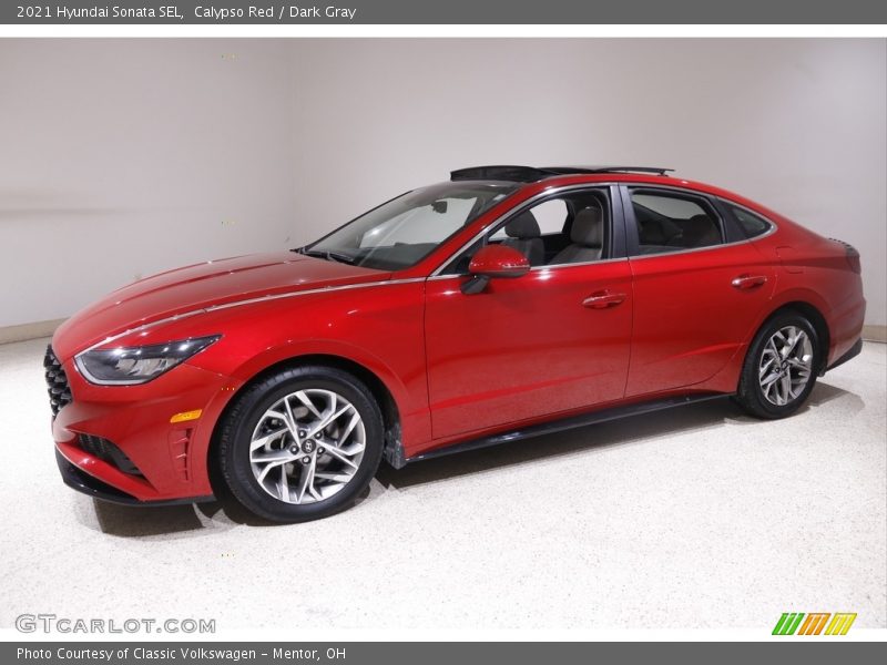 Front 3/4 View of 2021 Sonata SEL
