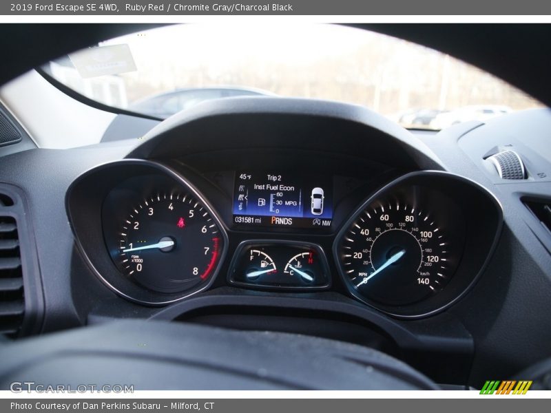 Ruby Red / Chromite Gray/Charcoal Black 2019 Ford Escape SE 4WD