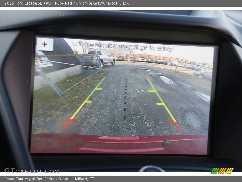 Ruby Red / Chromite Gray/Charcoal Black 2019 Ford Escape SE 4WD