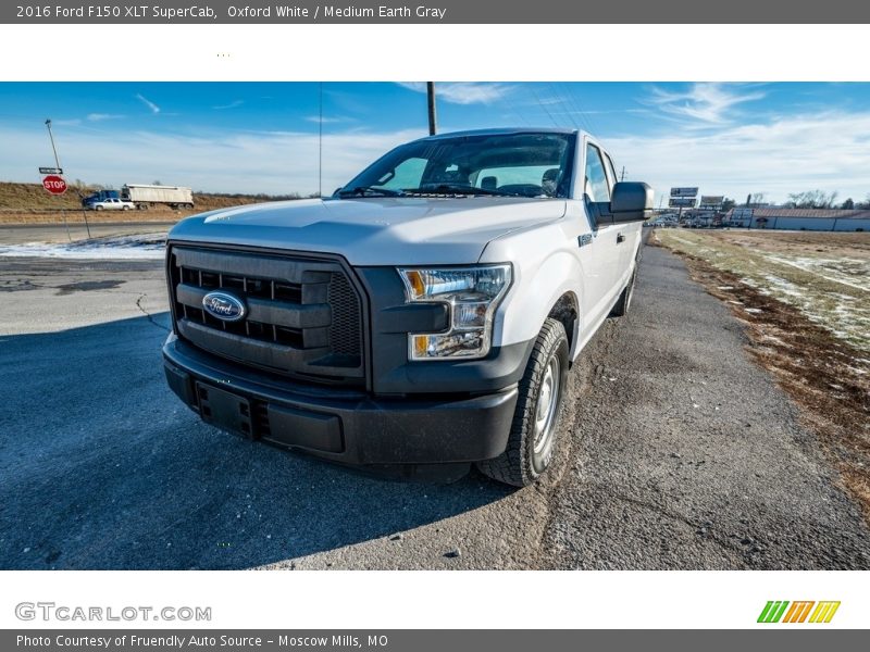 Oxford White / Medium Earth Gray 2016 Ford F150 XLT SuperCab