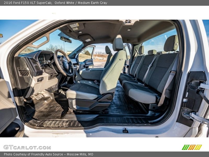 Oxford White / Medium Earth Gray 2016 Ford F150 XLT SuperCab