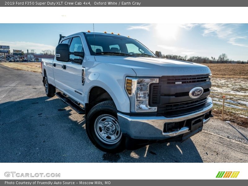 Oxford White / Earth Gray 2019 Ford F350 Super Duty XLT Crew Cab 4x4