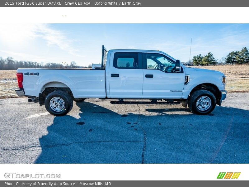 Oxford White / Earth Gray 2019 Ford F350 Super Duty XLT Crew Cab 4x4