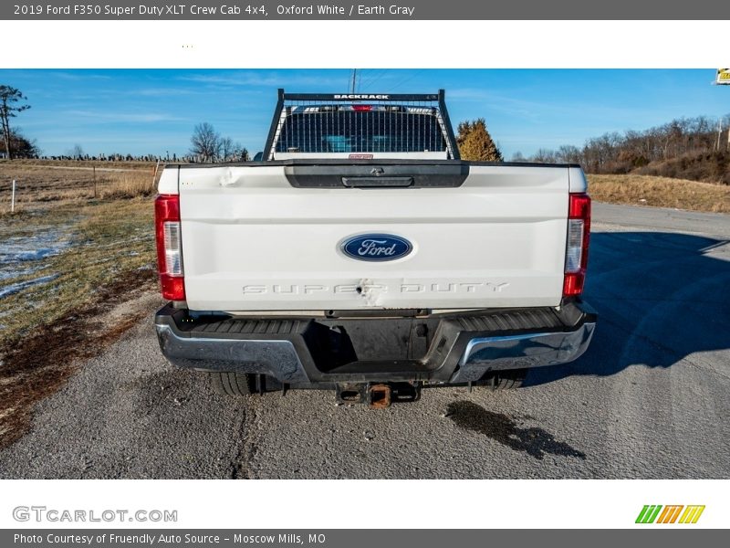 Oxford White / Earth Gray 2019 Ford F350 Super Duty XLT Crew Cab 4x4