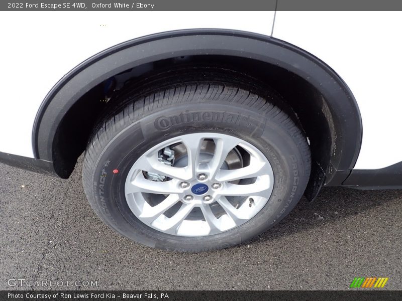 Oxford White / Ebony 2022 Ford Escape SE 4WD
