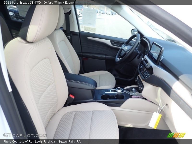 Oxford White / Ebony 2022 Ford Escape SE 4WD