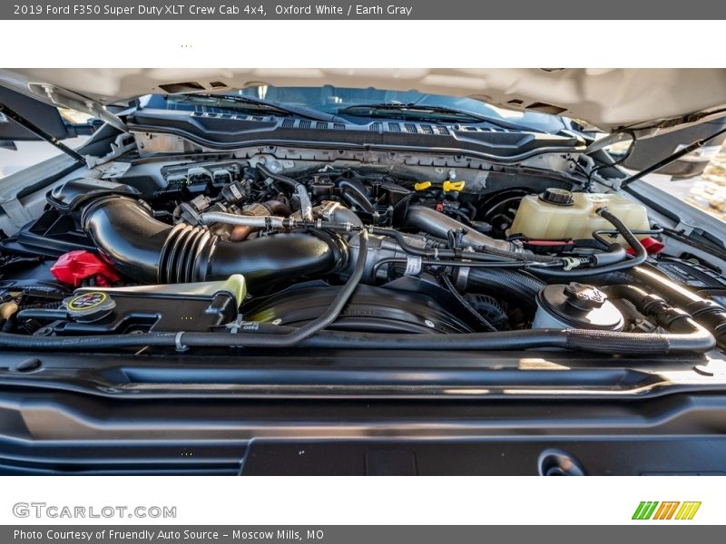 Oxford White / Earth Gray 2019 Ford F350 Super Duty XLT Crew Cab 4x4