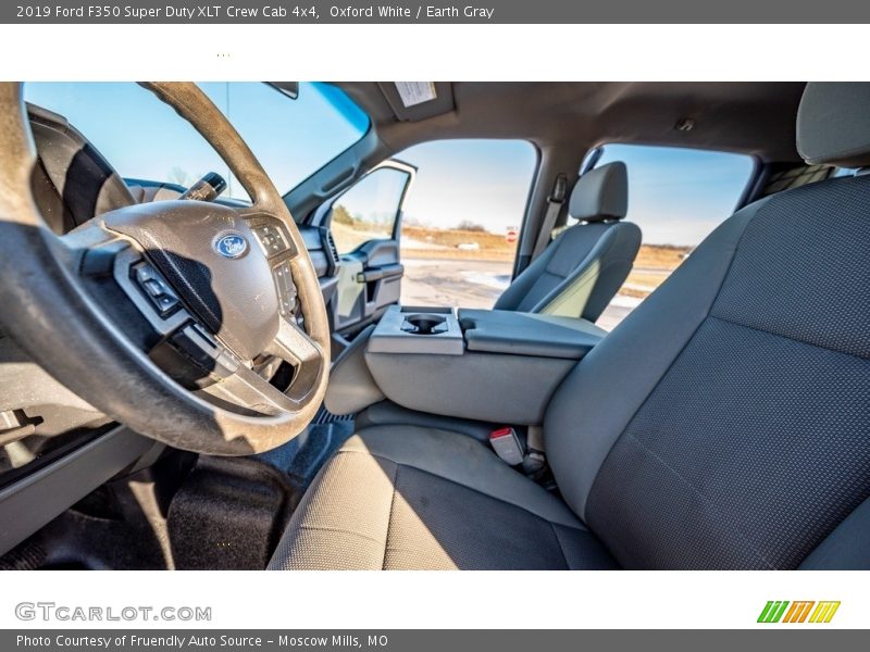 Oxford White / Earth Gray 2019 Ford F350 Super Duty XLT Crew Cab 4x4