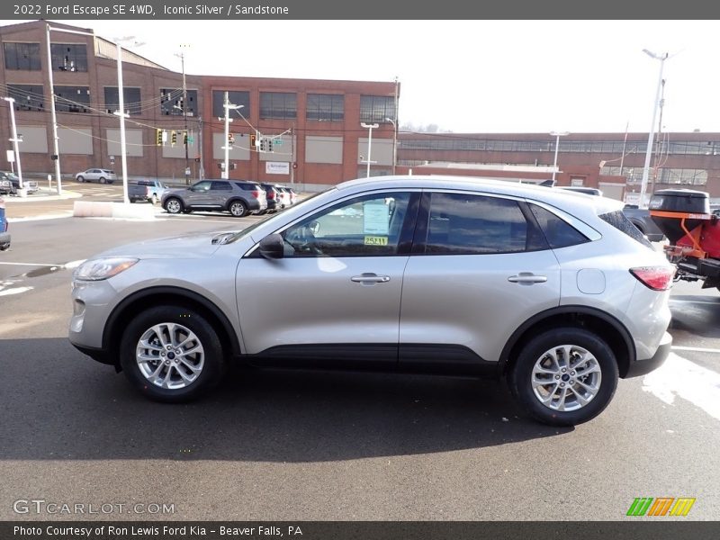  2022 Escape SE 4WD Iconic Silver