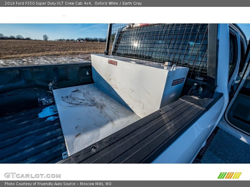 Oxford White / Earth Gray 2019 Ford F350 Super Duty XLT Crew Cab 4x4
