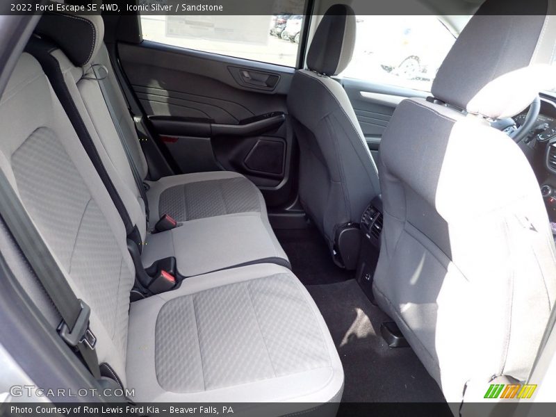 Iconic Silver / Sandstone 2022 Ford Escape SE 4WD
