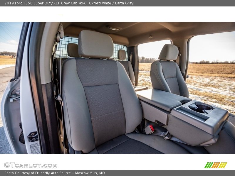 Oxford White / Earth Gray 2019 Ford F350 Super Duty XLT Crew Cab 4x4