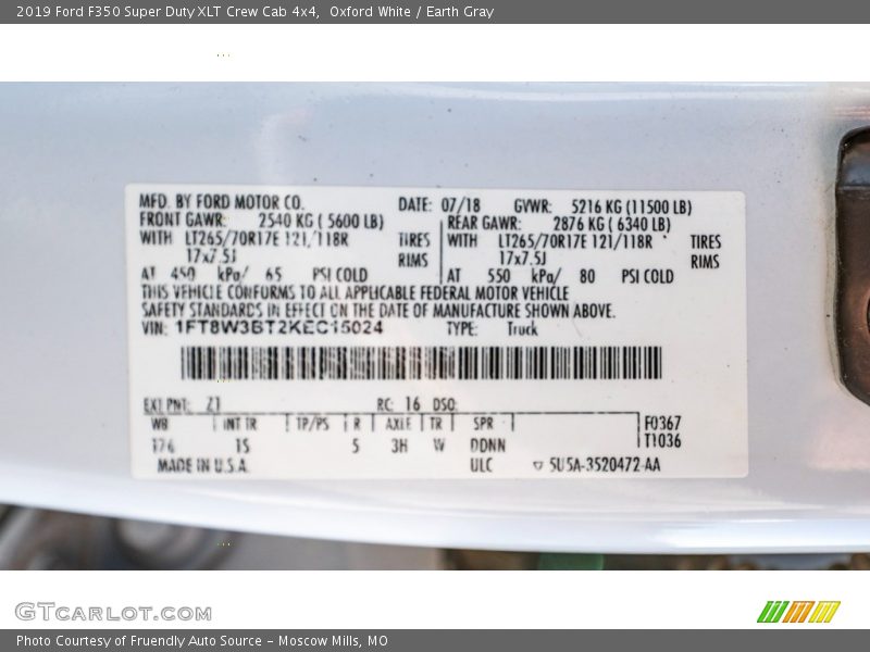 Oxford White / Earth Gray 2019 Ford F350 Super Duty XLT Crew Cab 4x4