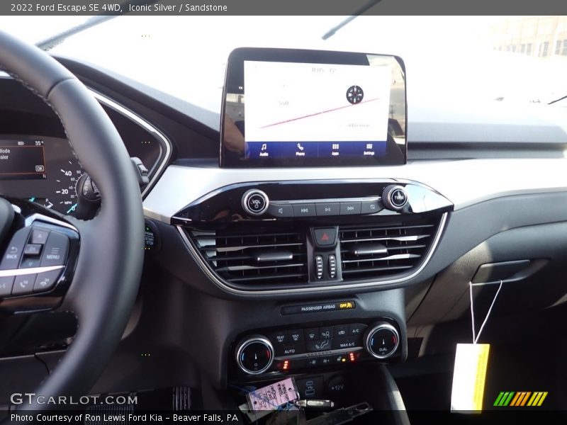 Controls of 2022 Escape SE 4WD