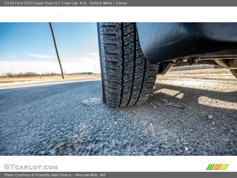 Oxford White / Camel 2018 Ford F250 Super Duty XLT Crew Cab 4x4