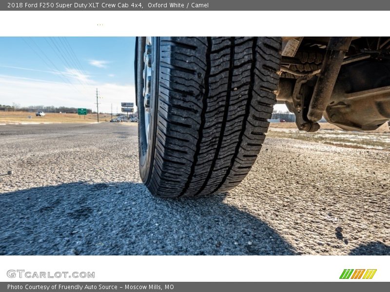 Oxford White / Camel 2018 Ford F250 Super Duty XLT Crew Cab 4x4