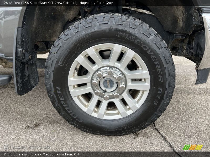 Magnetic / Earth Gray 2018 Ford F250 Super Duty XLT Crew Cab 4x4