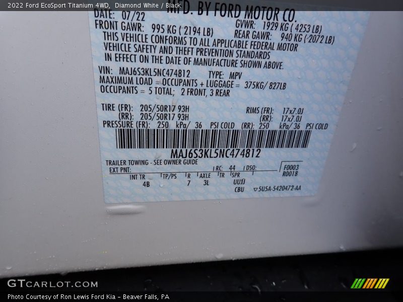 Diamond White / Black 2022 Ford EcoSport Titanium 4WD