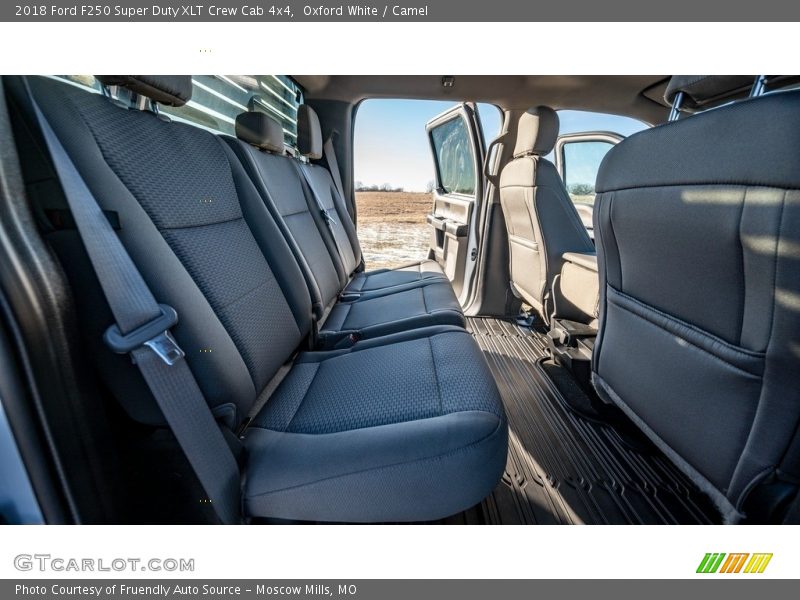 Oxford White / Camel 2018 Ford F250 Super Duty XLT Crew Cab 4x4