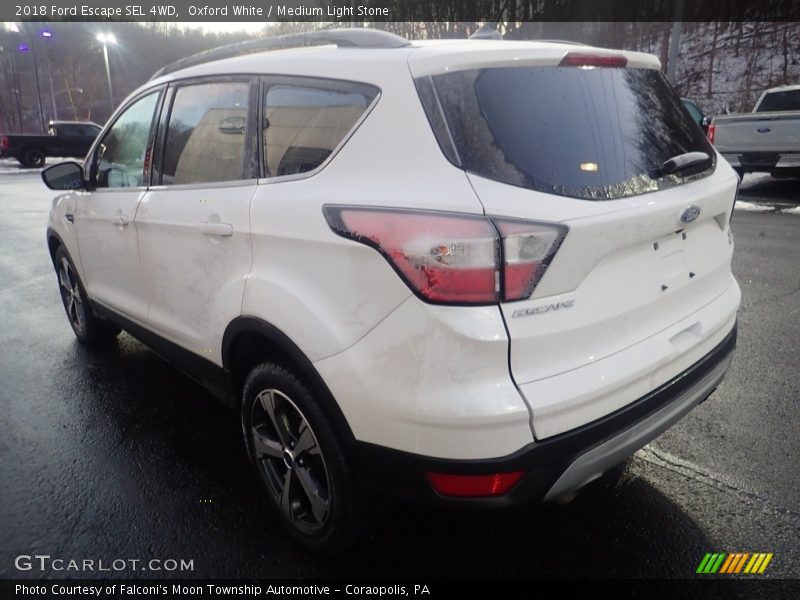 Oxford White / Medium Light Stone 2018 Ford Escape SEL 4WD
