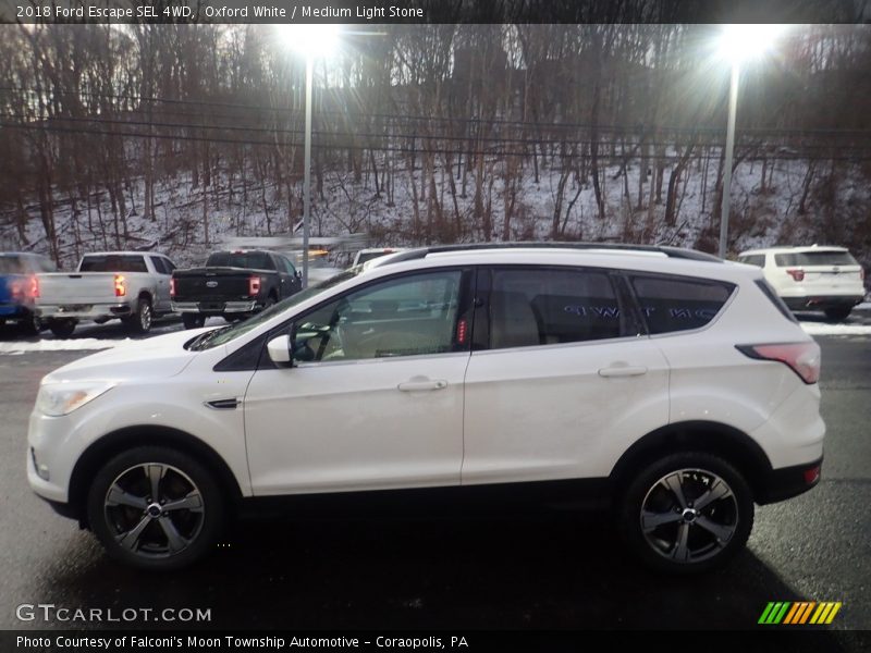 Oxford White / Medium Light Stone 2018 Ford Escape SEL 4WD