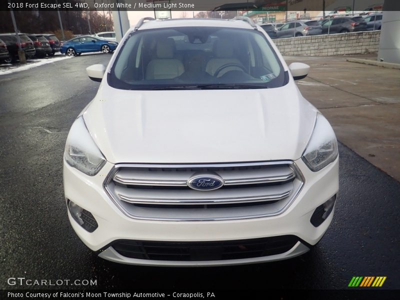 Oxford White / Medium Light Stone 2018 Ford Escape SEL 4WD