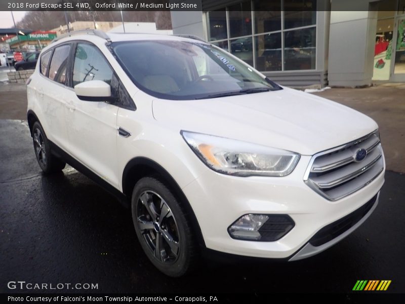 Oxford White / Medium Light Stone 2018 Ford Escape SEL 4WD