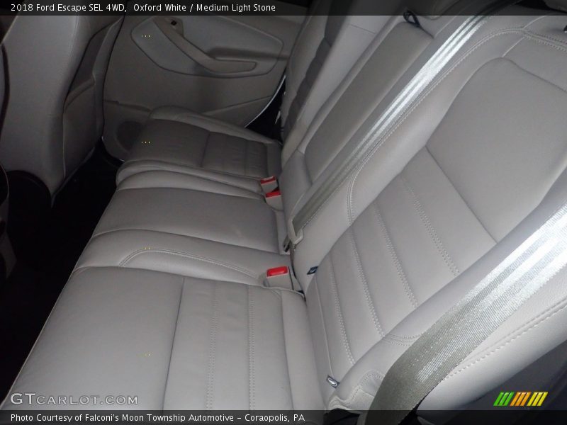 Oxford White / Medium Light Stone 2018 Ford Escape SEL 4WD