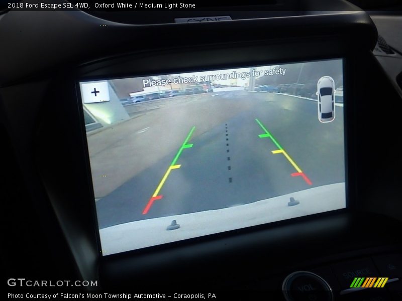 Oxford White / Medium Light Stone 2018 Ford Escape SEL 4WD