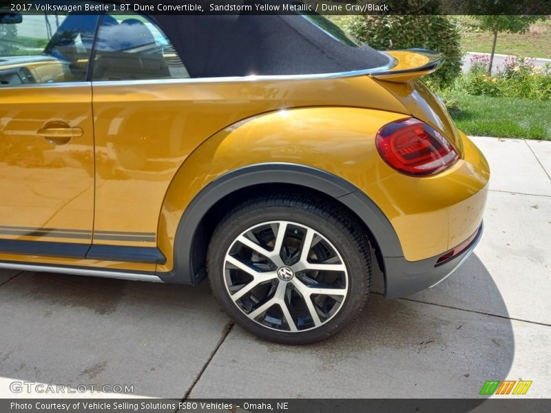  2017 Beetle 1.8T Dune Convertible Wheel