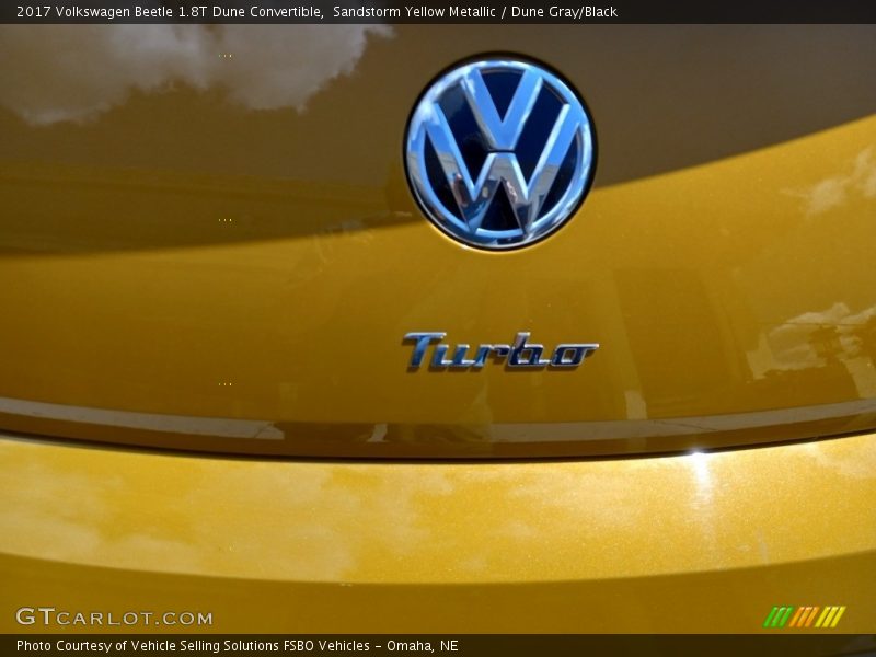  2017 Beetle 1.8T Dune Convertible Logo