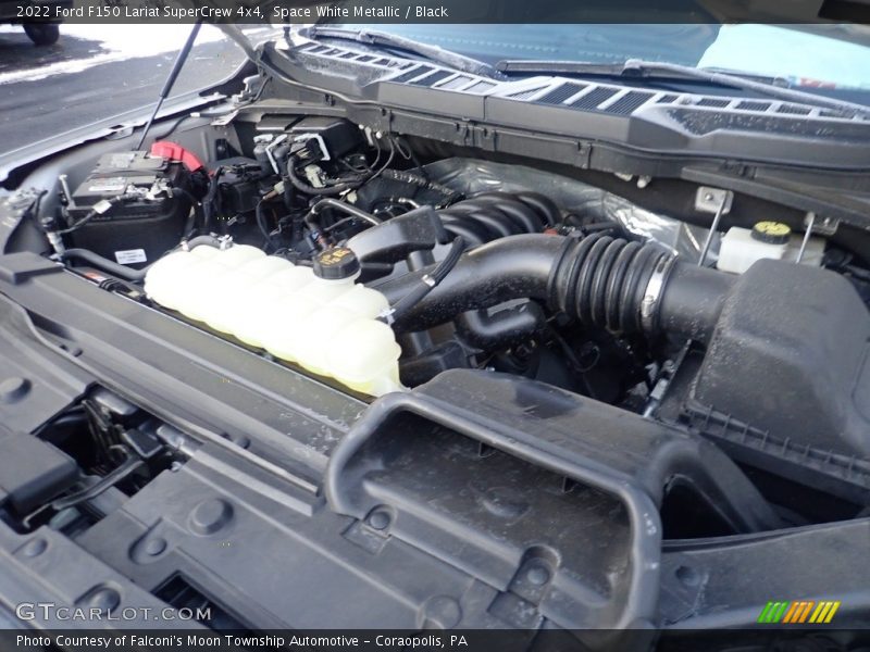  2022 F150 Lariat SuperCrew 4x4 Engine - 5.0 Liter DOHC 32-Valve Ti-VCT E85 V8