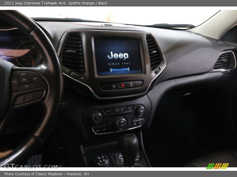 Spitfire Orange / Black 2021 Jeep Cherokee Traihawk 4x4