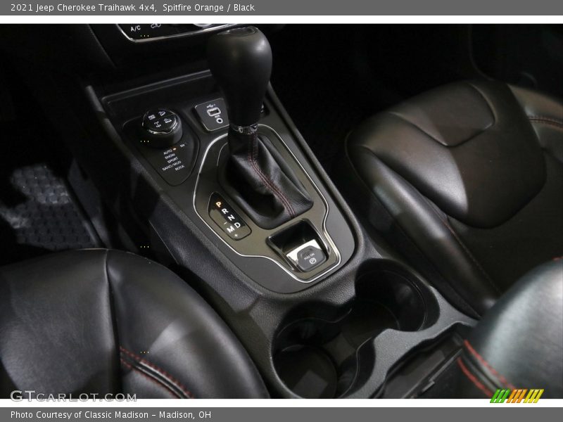  2021 Cherokee Traihawk 4x4 9 Speed Automatic Shifter