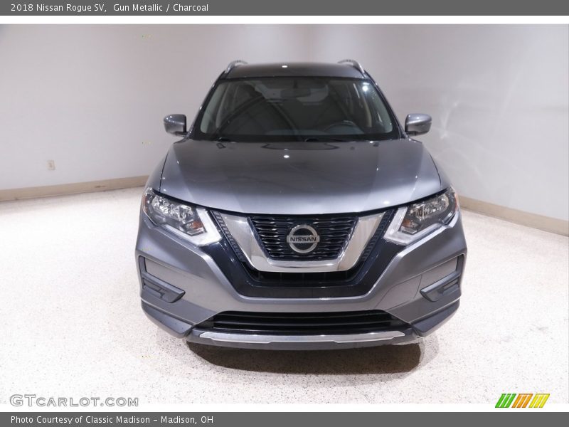 Gun Metallic / Charcoal 2018 Nissan Rogue SV