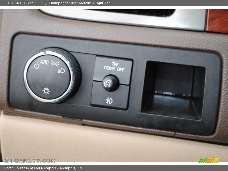 Controls of 2014 Yukon XL SLT