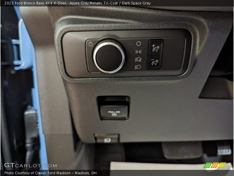 Controls of 2023 Bronco Base 4X4 4-Door