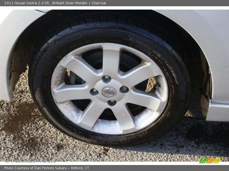 Brilliant Silver Metallic / Charcoal 2011 Nissan Sentra 2.0 SR