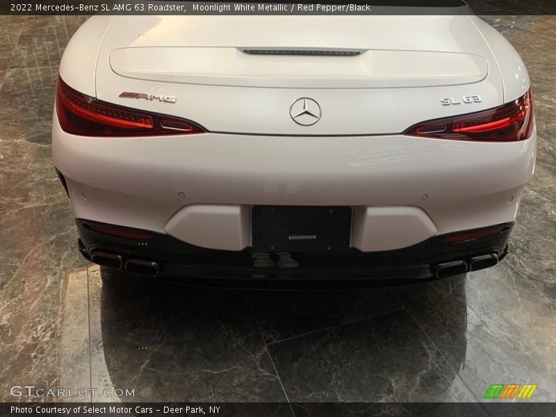 Moonlight White Metallic / Red Pepper/Black 2022 Mercedes-Benz SL AMG 63 Roadster