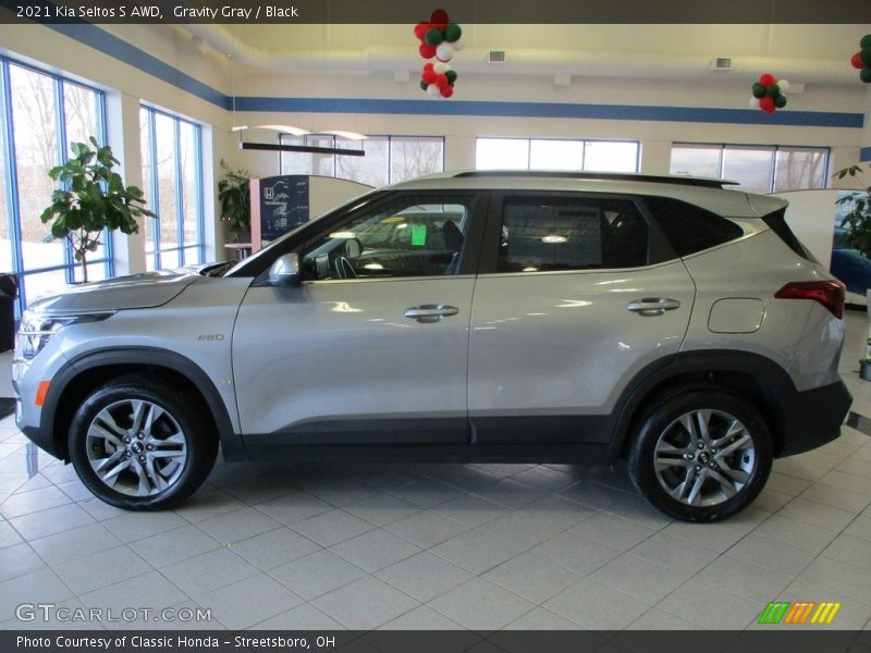 Gravity Gray / Black 2021 Kia Seltos S AWD