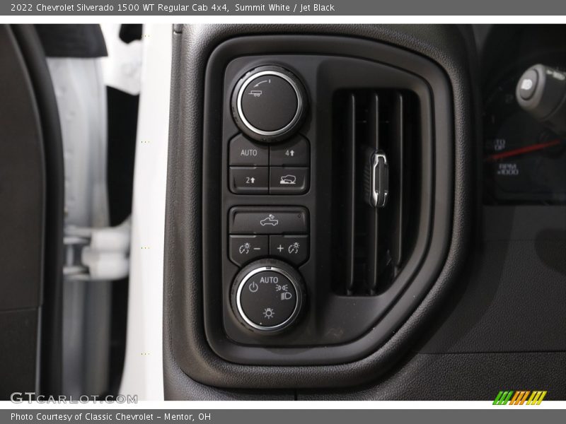 Summit White / Jet Black 2022 Chevrolet Silverado 1500 WT Regular Cab 4x4