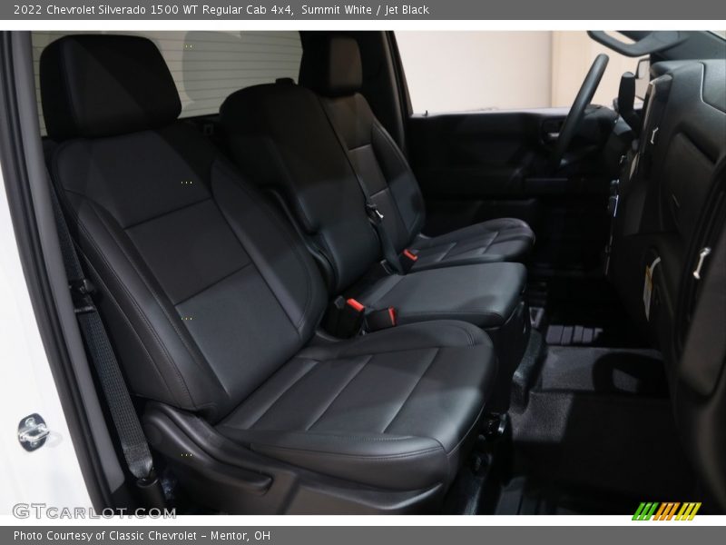 Summit White / Jet Black 2022 Chevrolet Silverado 1500 WT Regular Cab 4x4