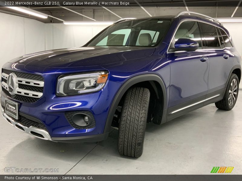 Galaxy Blue Metallic / Macchiato Beige 2022 Mercedes-Benz GLB 250