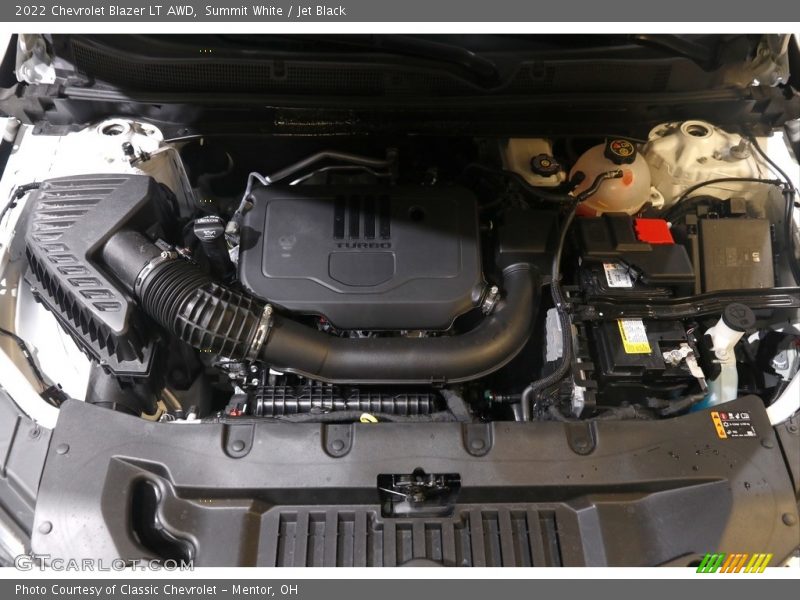 Summit White / Jet Black 2022 Chevrolet Blazer LT AWD