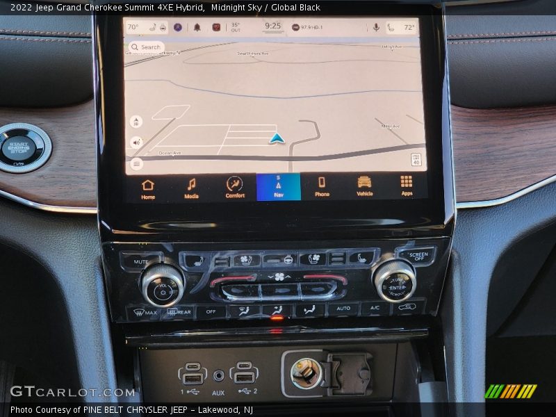 Navigation of 2022 Grand Cherokee Summit 4XE Hybrid