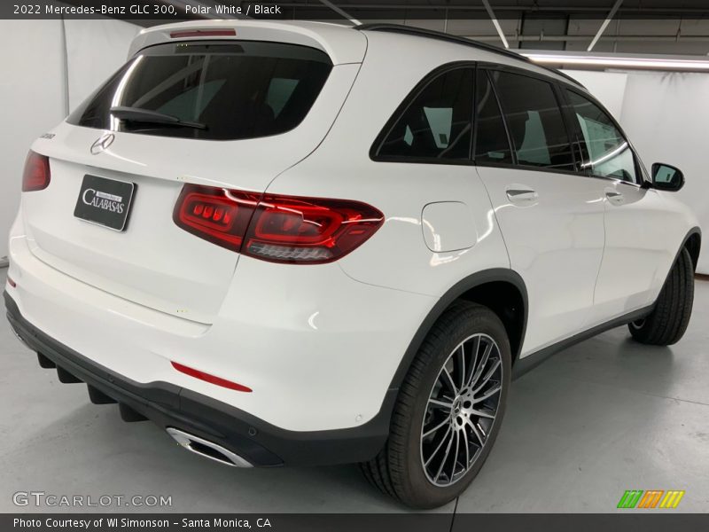 Polar White / Black 2022 Mercedes-Benz GLC 300