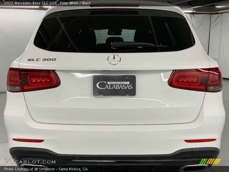 Polar White / Black 2022 Mercedes-Benz GLC 300