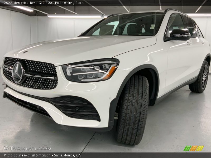 Polar White / Black 2022 Mercedes-Benz GLC 300