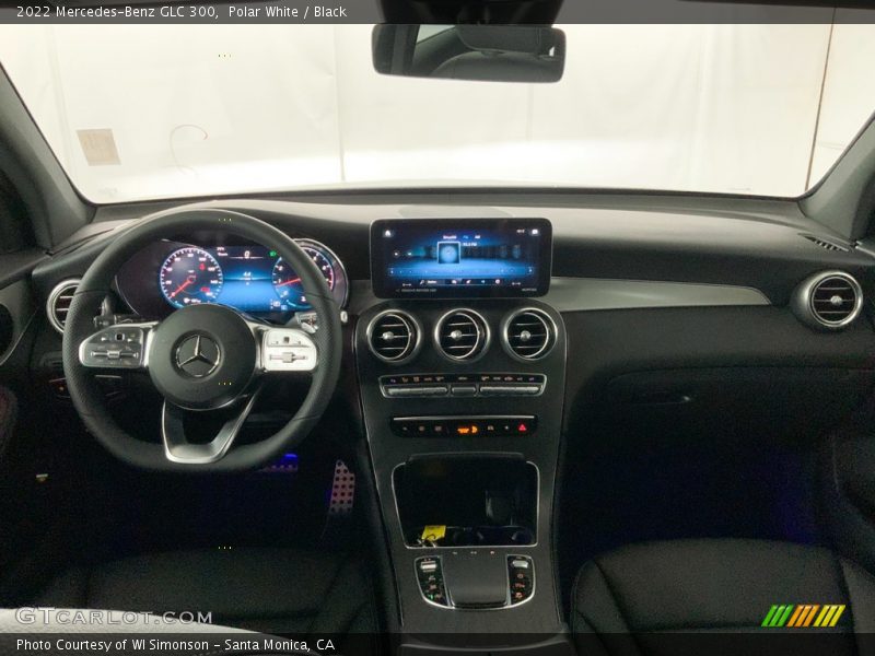 Polar White / Black 2022 Mercedes-Benz GLC 300