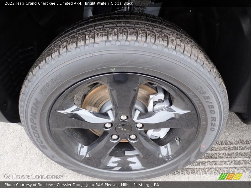 Bright White / Global Black 2023 Jeep Grand Cherokee L Limited 4x4
